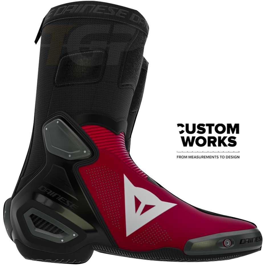 Botas de moto de carreras y calle Dainese Axial 2 Air Racing y Nicolò Bulega Replica 2026 | Hombre | Dainese rojo / blanco | Custom Works 