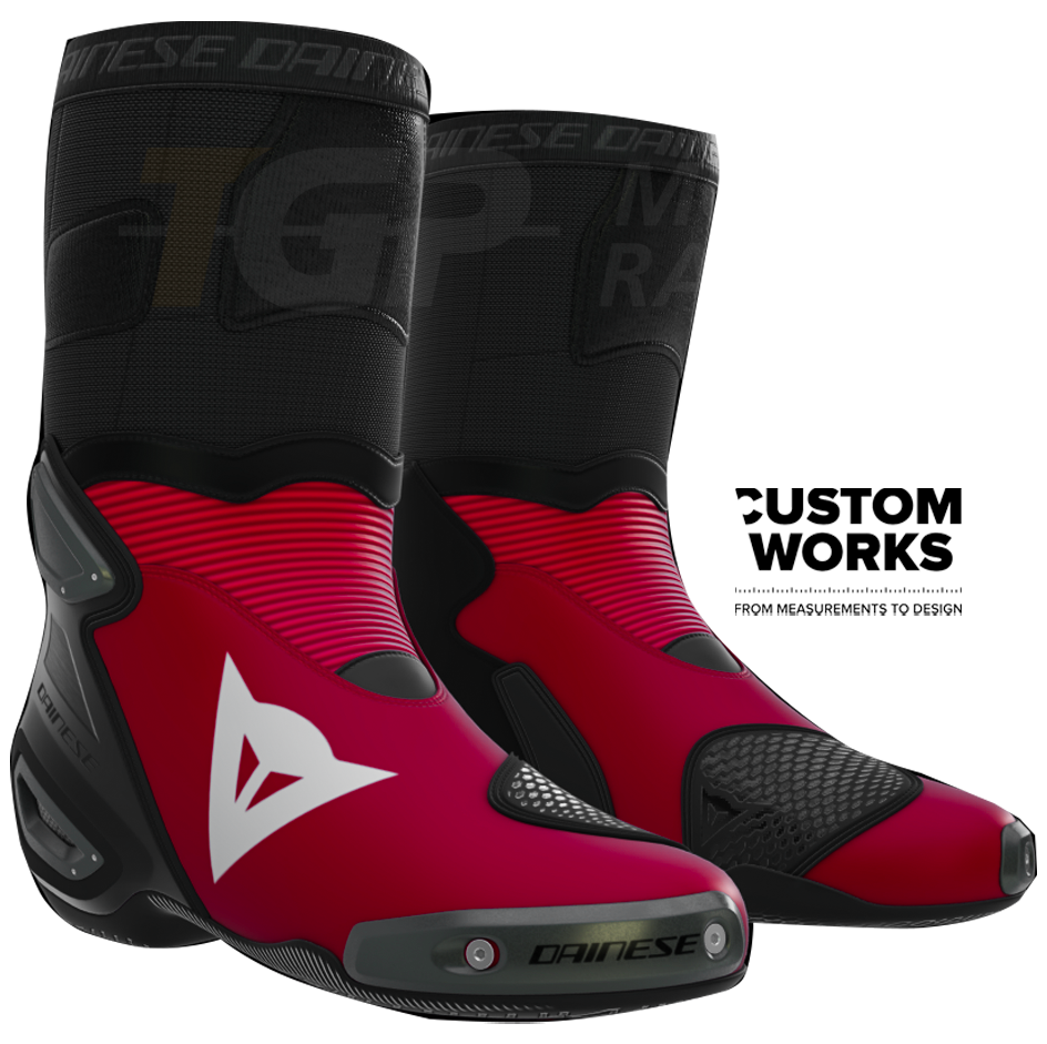 Botas de moto de carreras y calle Dainese Axial 2 Nicolò Bulega Replica 2026 | Hombre | Dainese rojo / blanco | Custom Works 