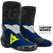Botas de motocicleta de carreras y calle Dainese Axial 2 | Hombre | Azul Yamaha / Blanco | Amarillo flúor | Custom Works 