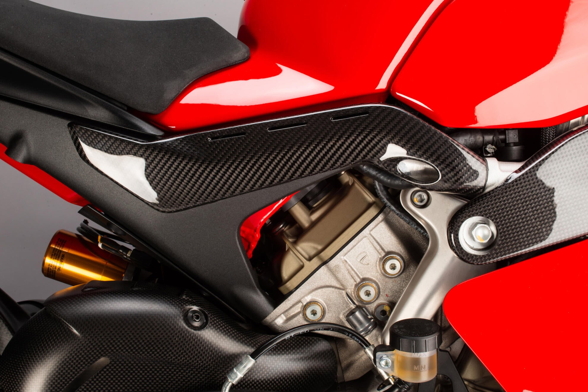 Cubierta del bastidor trasero de carbono LighTech Ducati Panigale V4/S/R (18-24) CARD0880 