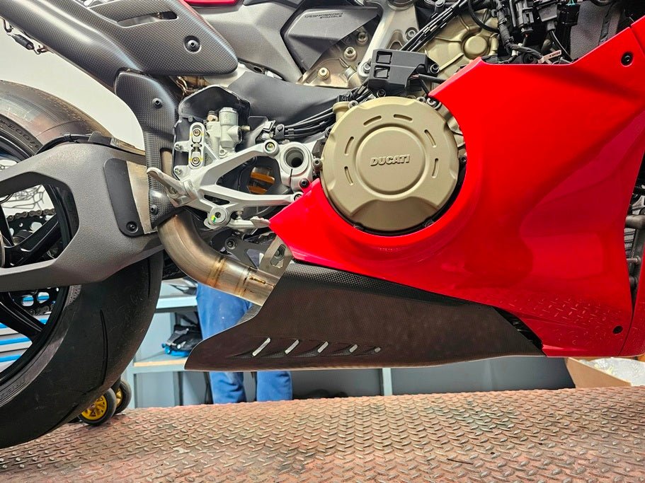 Spoiler de bicho Street Carbon Fullsix Ducati Panigale V4/S (2025) 