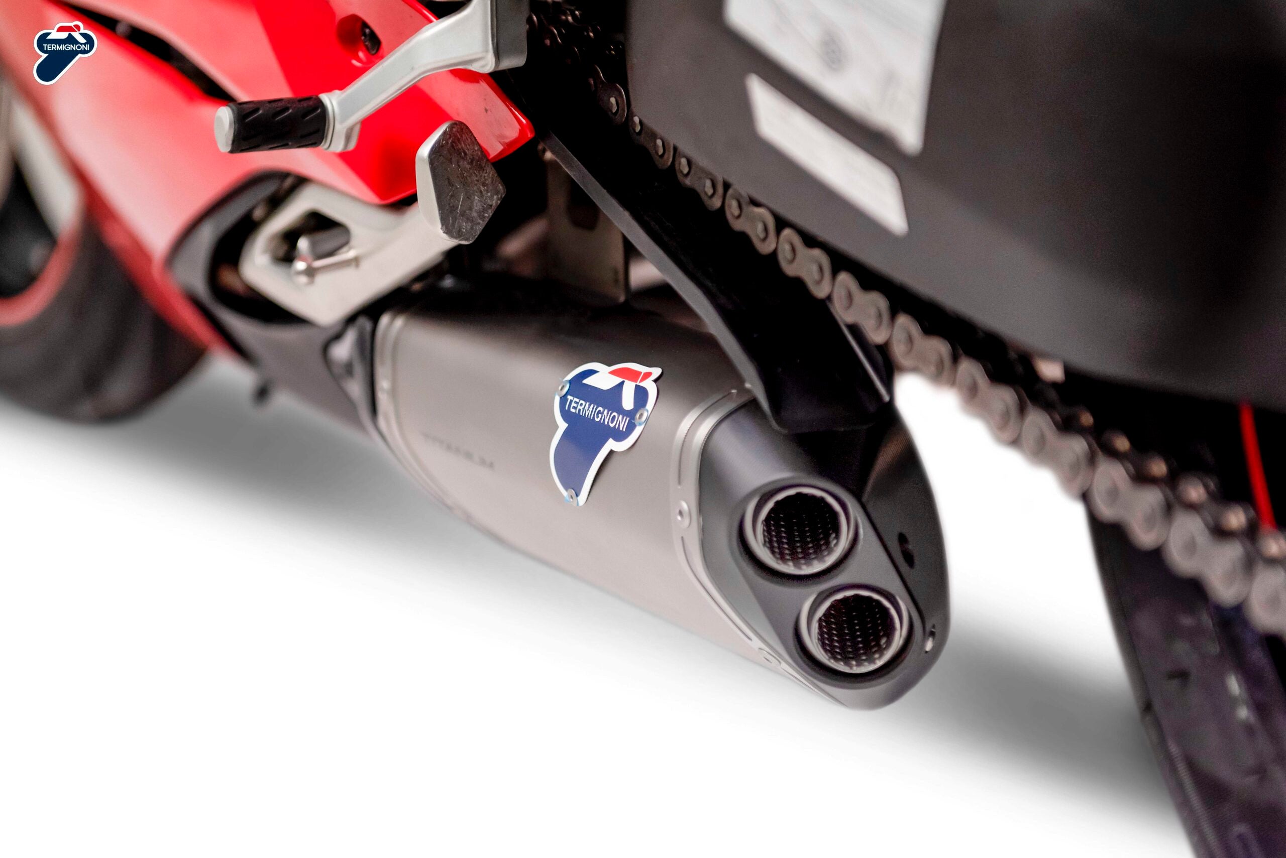 Kit de Escape Slip-On Termignoni para Ducati Panigale V4/S/R (18-24) D18409400ITA 