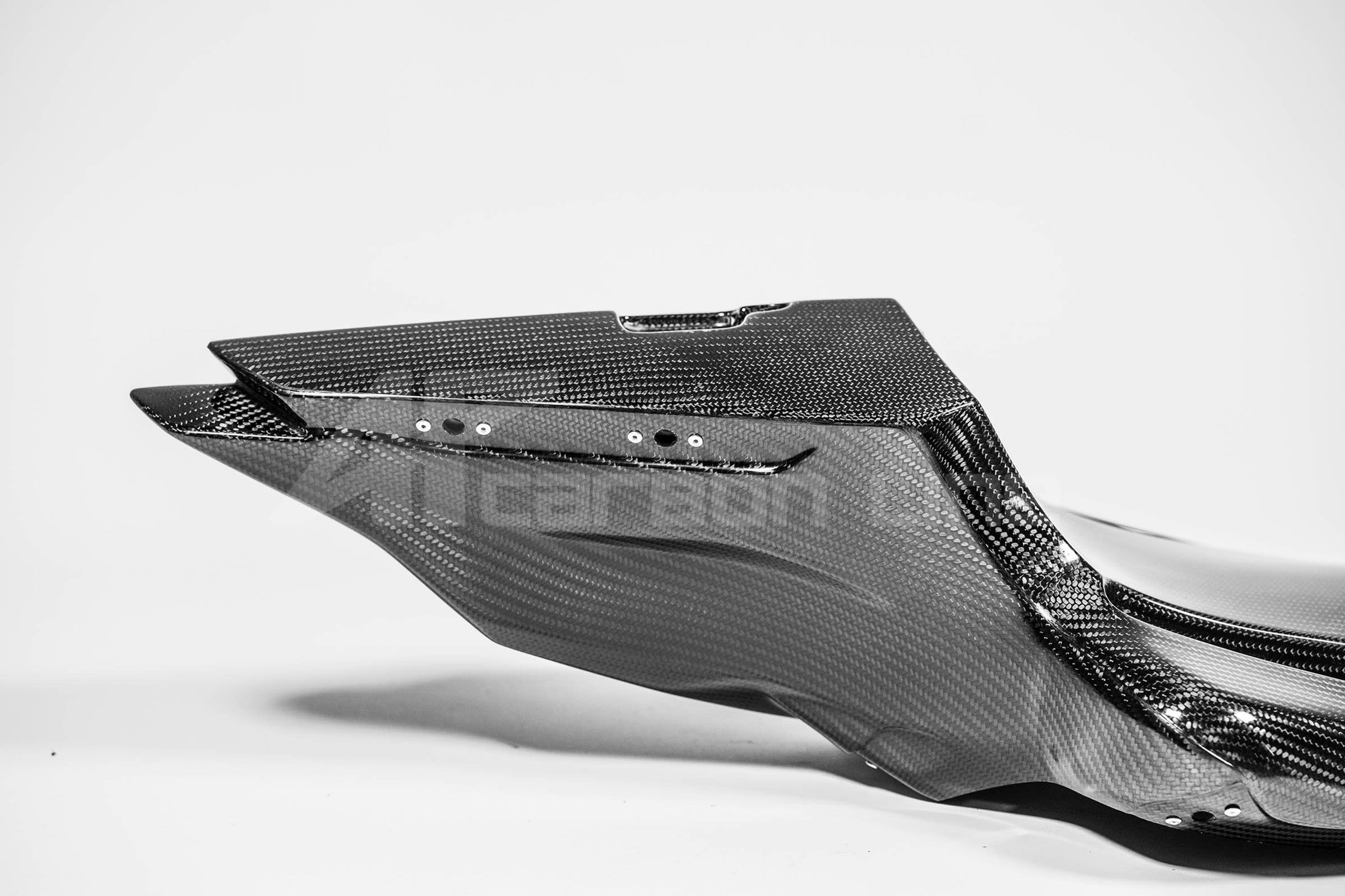 Carenado trasero 200 g AP Carbon Line Yamaha YZF-R1/M RN65 (20-26) 