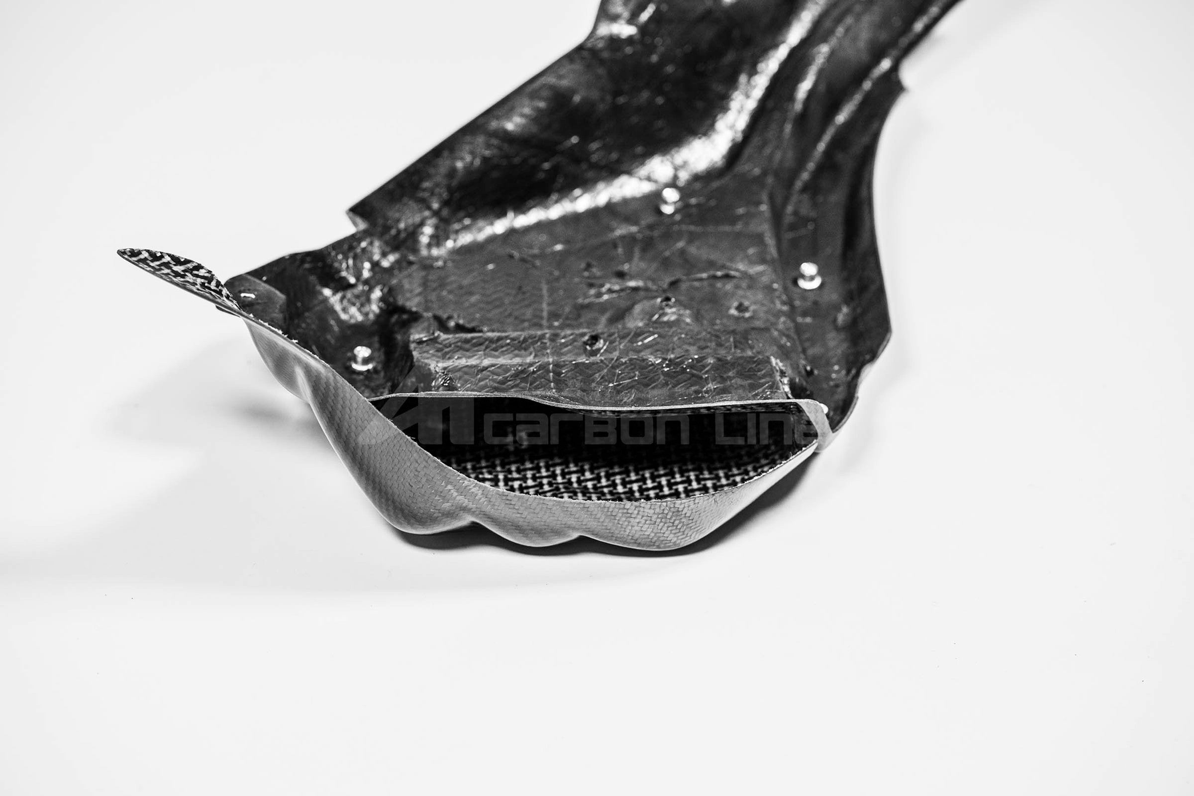 Cubierta de la ECU con conducto de refrigeración 200g AP Carbon Line Yamaha YZF-R1/M RN65 (20-26) 