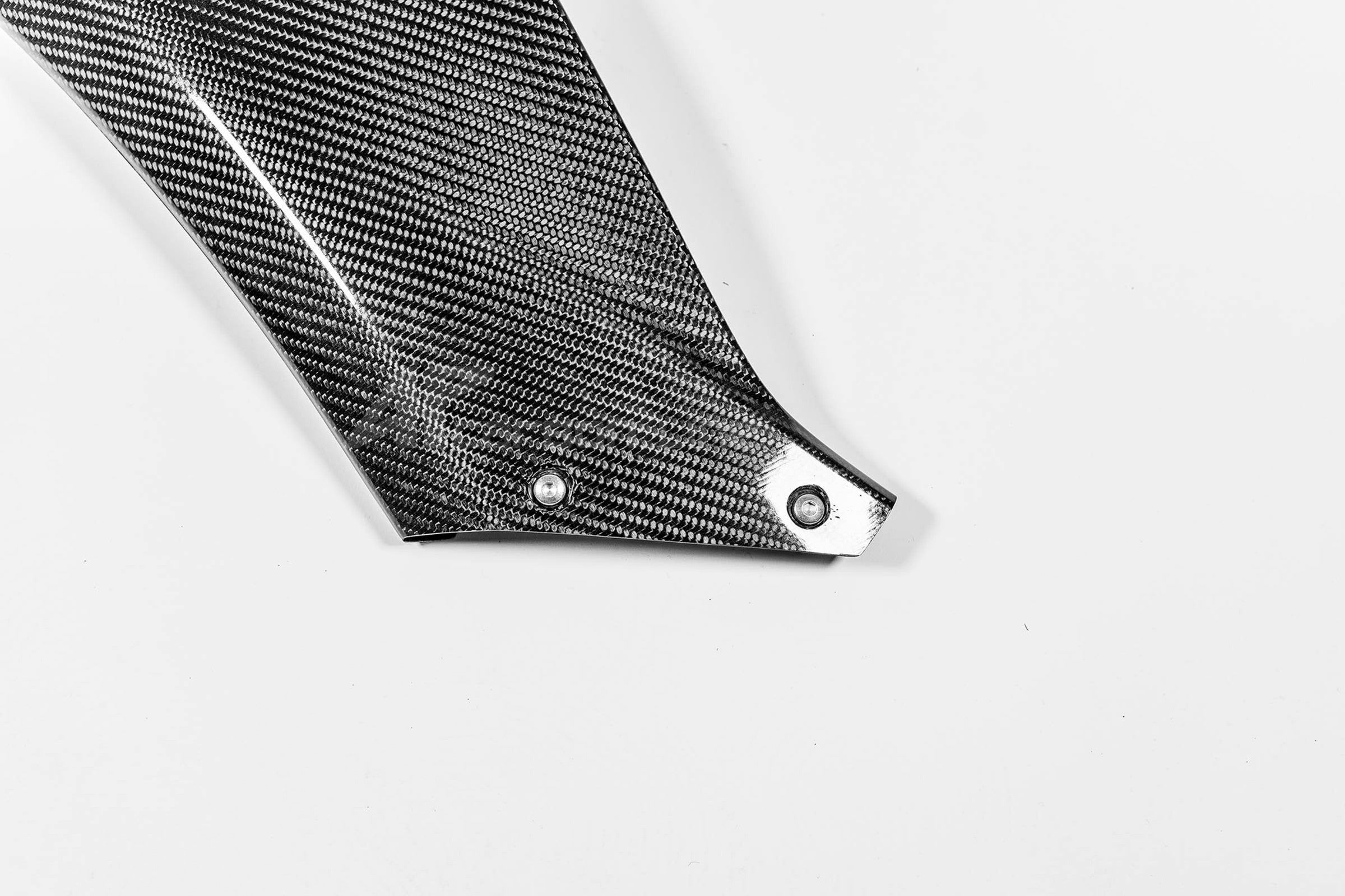 Cubierta lateral izquierda 200g AP Carbon Line Yamaha YZF-R1/M RN65 (20-25) 